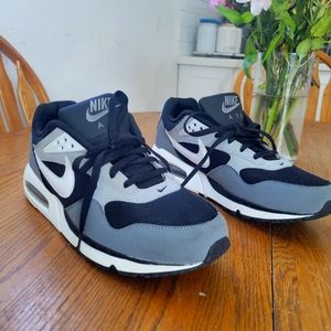 Nike Air Max Correlate